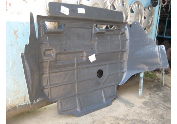Захист двигуна, пластик Renault Master II 2.2, 2.5 dci, 03-10, 8200537274